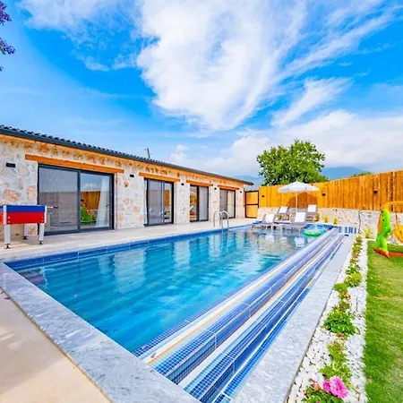 Ozan Hotel